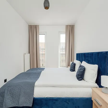 Jasny Z 2 Sypialniami I Balkonem By Renters 公寓 *