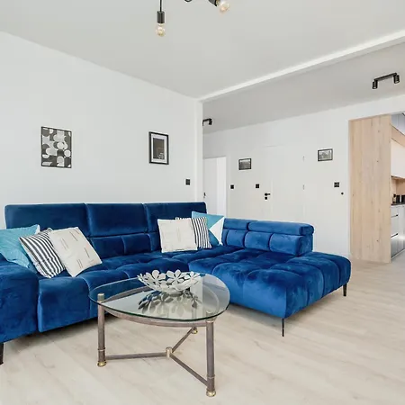 Jasny Z 2 Sypialniami I Balkonem By Renters 弗罗茨瓦夫